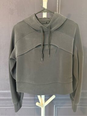 Lululemon softstreme Black Cropped Hoodie